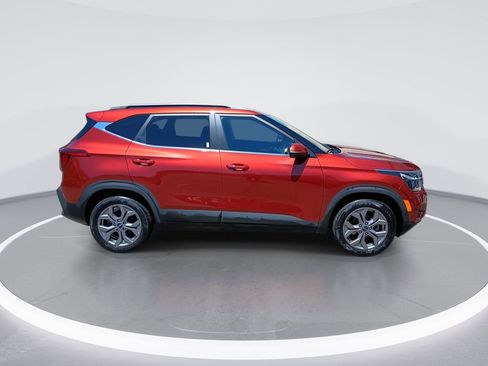 Used 2024 Kia Seltos S FWD image 9