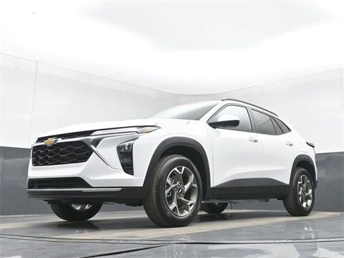 New 2026 Chevrolet Trax LT image 42