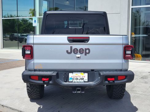 Used 2023 Jeep Gladiator Rubicon w/ LED Lighting Group AWD/4WD image 6
