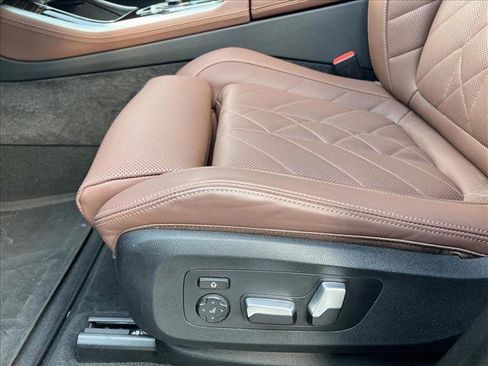 Used 2025 BMW X5 sDrive40i w/ Parking Assistance Package image 10