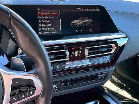 Certified 2022 BMW Z4 M40i w/ Premium Package image 7