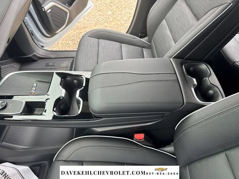 Used 2026 Buick Enclave Sport Touring w/ Power Package AWD/4WD image 18