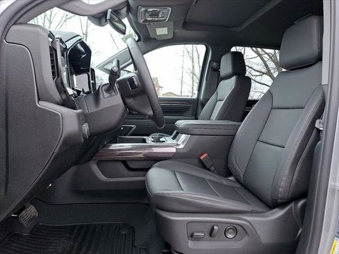 Used 2026 Chevrolet Silverado 3500 LTZ w/ LTZ Plus Package image 14