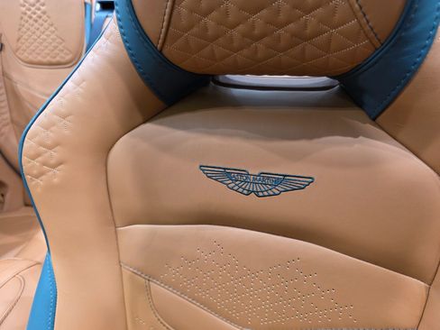 Used 2023 Aston Martin DBS Superleggera Volante image 5