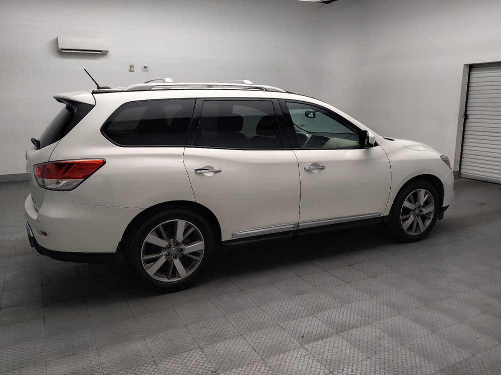 Used 2016 Nissan Pathfinder Platinum FWD image 10