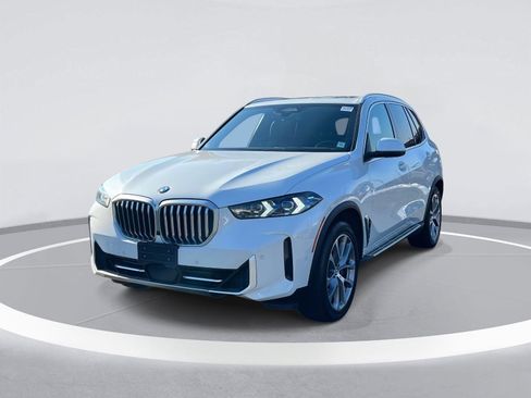 Used 2024 BMW X5 xDrive40i image 4