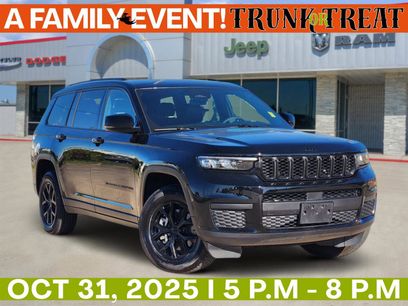 Used 2025 Jeep Grand Cherokee L Altitude