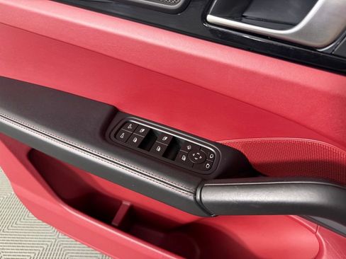 Certified 2023 Porsche Cayenne Turbo GT AWD/4WD image 21