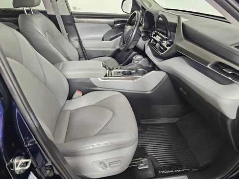 Used 2020 Toyota Highlander Limited AWD/4WD image 11