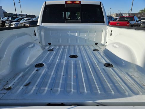Used 2025 RAM 2500 Laramie AWD/4WD image 31