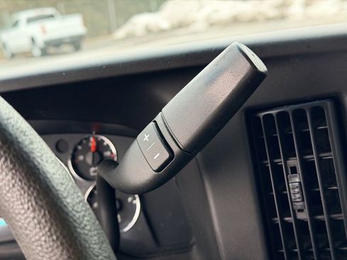 Used 2014 Chevrolet Express 3500 LT w/ LT Preferred Equipment Group image 9