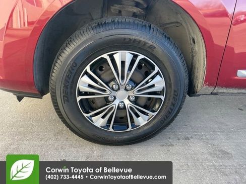 Used 2013 Nissan Rogue S image 25