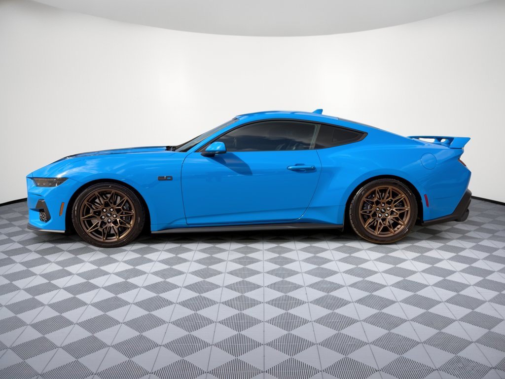 Used 2025 Ford Mustang GT Premium w/ GT Performance Package RWD image 2