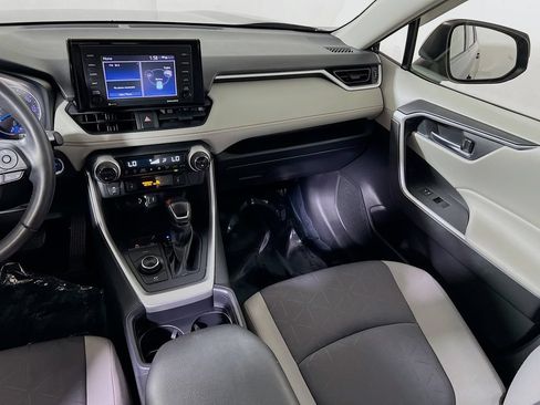 Used 2020 Toyota RAV4 XLE w/ Convenience Package AWD/4WD image 20