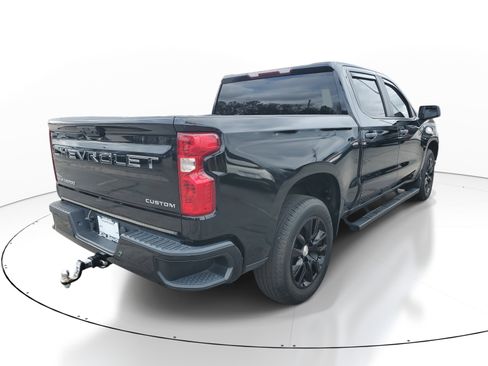 Used 2022 Chevrolet Silverado 1500 Custom image 6