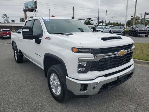 Certified 2025 Chevrolet Silverado 2500 LT w/ All Star Edition image 8