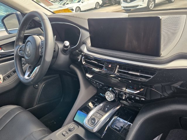 Used 2025 Acura MDX w/ Technology Package FWD image 10