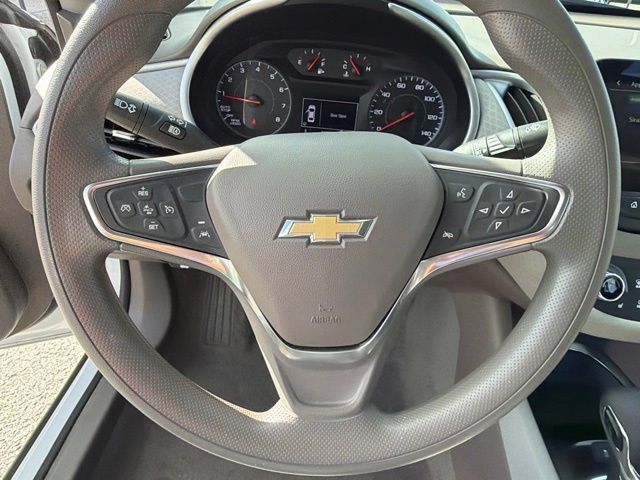 Used 2025 Chevrolet Malibu LT FWD image 29
