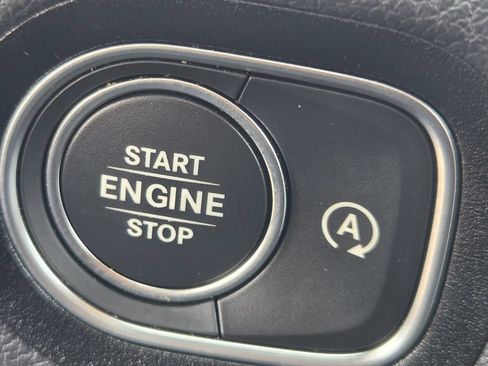 Used 2026 Mercedes-Benz GLE 350 4MATIC w/ Driver Assistance Package image 21