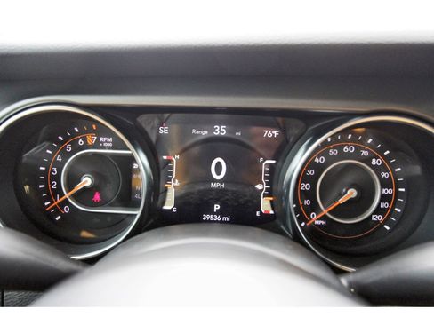 Used 2022 Jeep Gladiator Sport AWD/4WD image 18