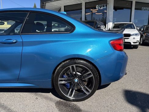 Used 2018 BMW M2 RWD image 5