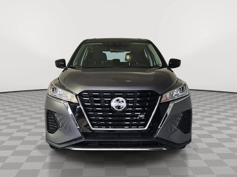 Certified 2023 Nissan Kicks S FWD image 3