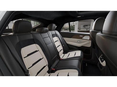New 2026 Mercedes-Benz GLE 63 AMG S image 5