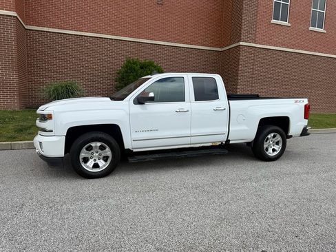 Used 2016 Chevrolet Silverado 1500 LTZ Z71 w/ LTZ Plus Package AWD/4WD image 5