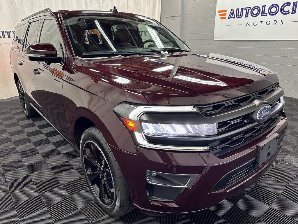 Used 2023 Ford Expedition Max Limited AWD/4WD image 3