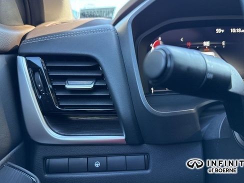 Used 2023 Nissan Rogue Platinum image 23