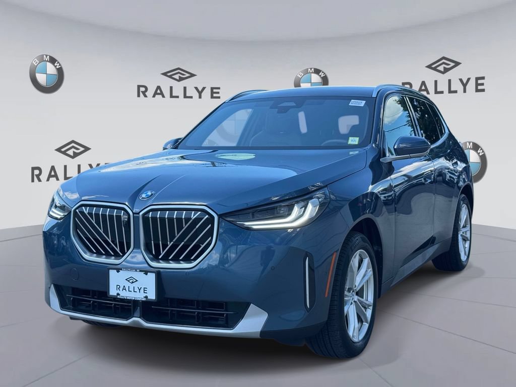 Certified 2025 BMW X3 xDrive30i w/ Premium Package AWD/4WD image 3