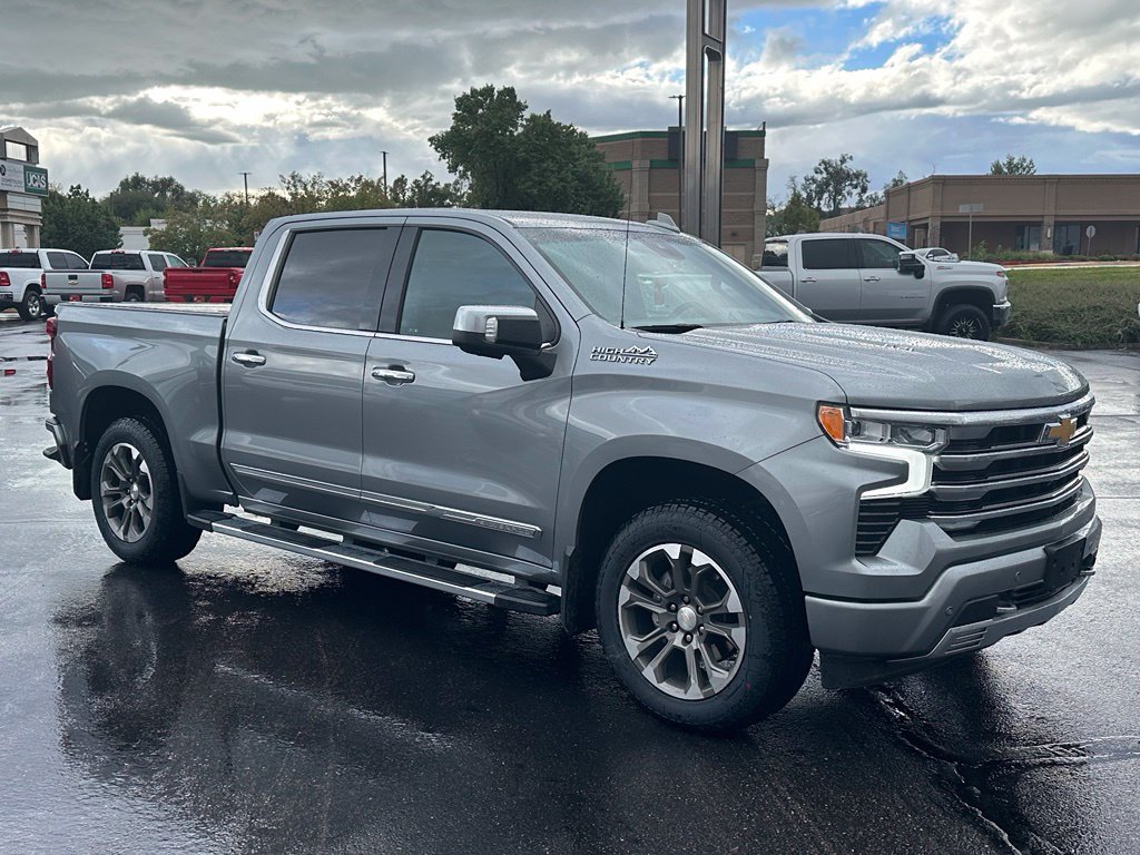 Certified 2023 Chevrolet Silverado 1500 High Country w/ Max Trailering Package AWD/4WD image 5