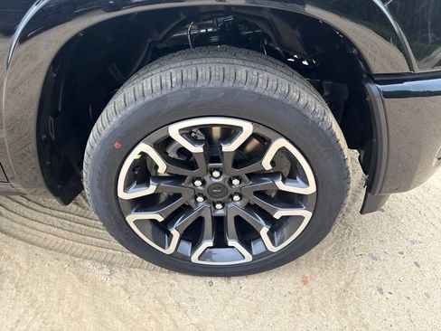 New 2026 RAM 1500 Limited AWD/4WD image 9