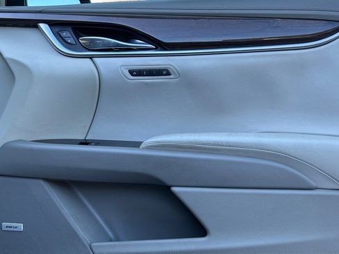 Used 2014 Cadillac XTS Platinum image 50