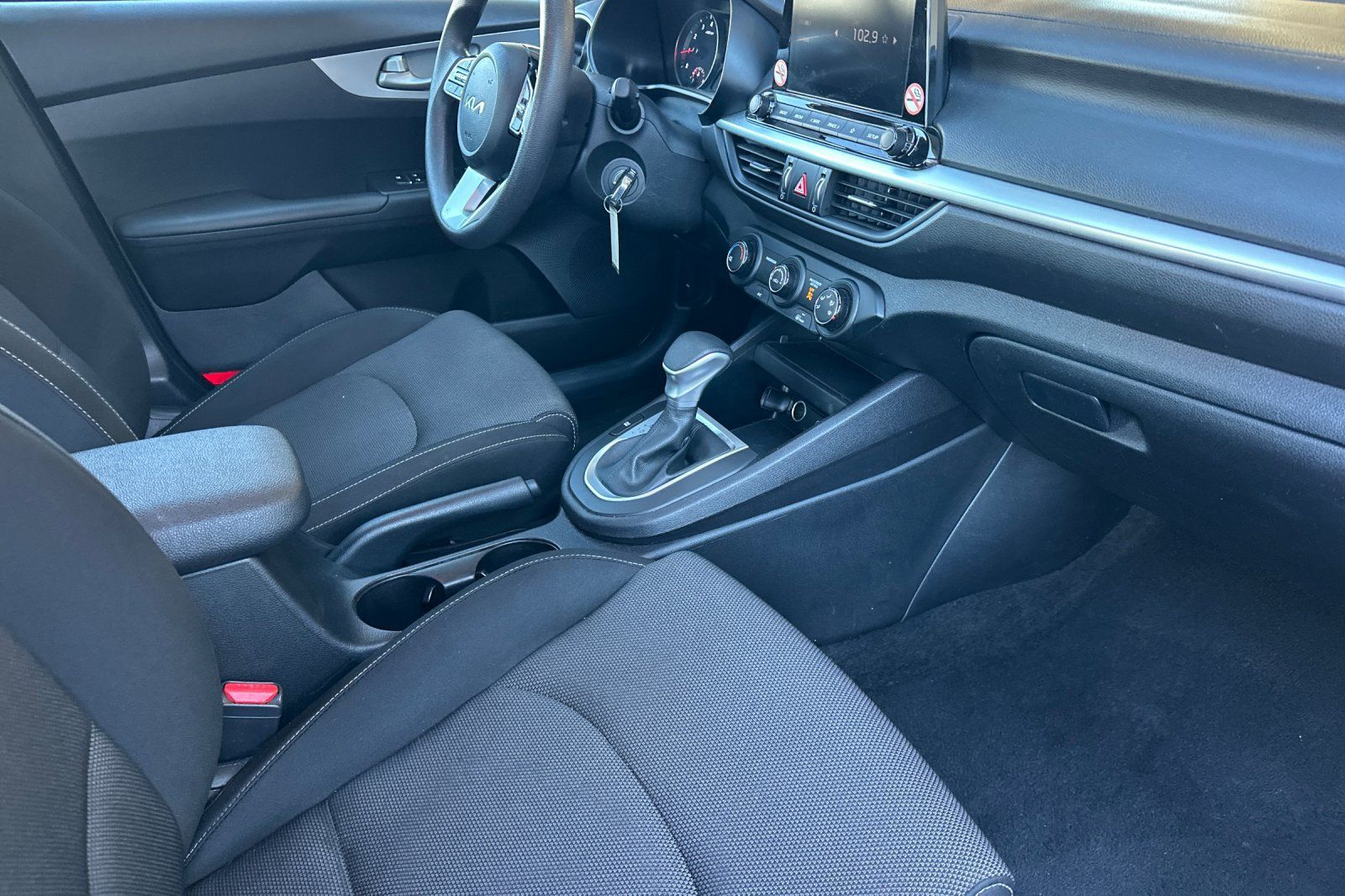Used 2024 Kia Forte LXS FWD image 14