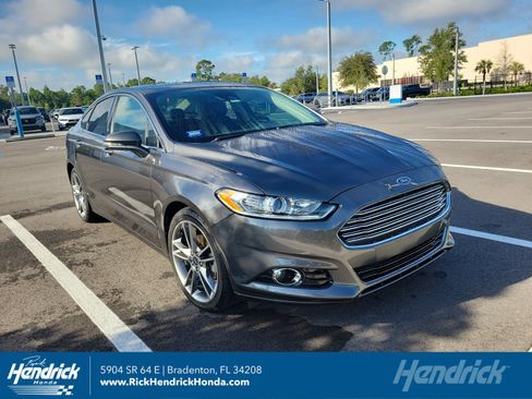 Used 2016 Ford Fusion Titanium FWD image 1
