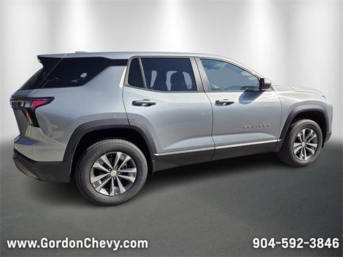 New 2026 Chevrolet Equinox LT w/ Convenience Package II image 7