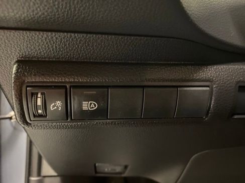 Certified 2022 Toyota Corolla SE image 17