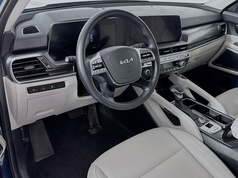 Used 2023 Kia Telluride S w/ S Sunroof Package image 9