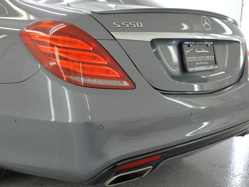 Used 2017 Mercedes-Benz S 550 Sedan w/ Sport Package w/ Sport Package image 20