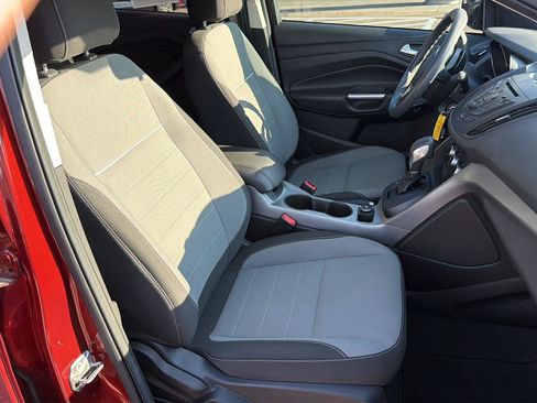 Used 2014 Ford Escape SE FWD image 17