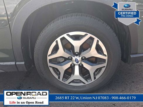 Used 2023 Subaru Forester Premium AWD/4WD image 11