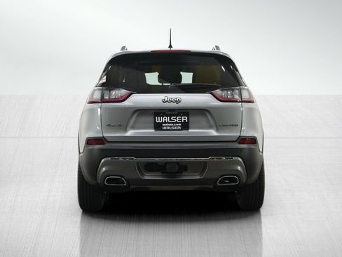 Used 2019 Jeep Cherokee Limited w/ Trailer Tow Group AWD/4WD image 4
