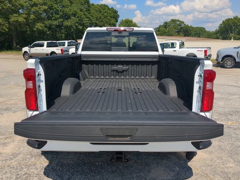 Used 2026 Chevrolet Silverado 3500 High Country w/ High Country Premium Package AWD/4WD image 11