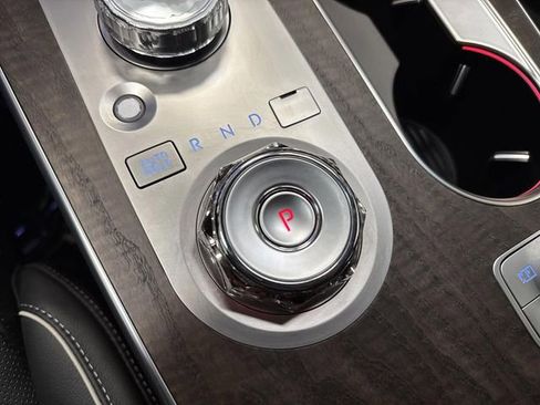 Used 2025 Genesis GV80 2.5T Prestige image 24