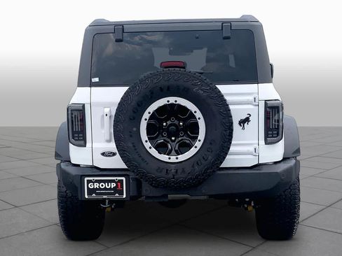 Certified 2025 Ford Bronco Outer Banks w/ Sasquatch Package AWD/4WD image 5