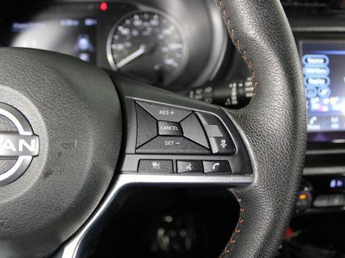 Certified 2024 Nissan Kicks SR FWD image 25