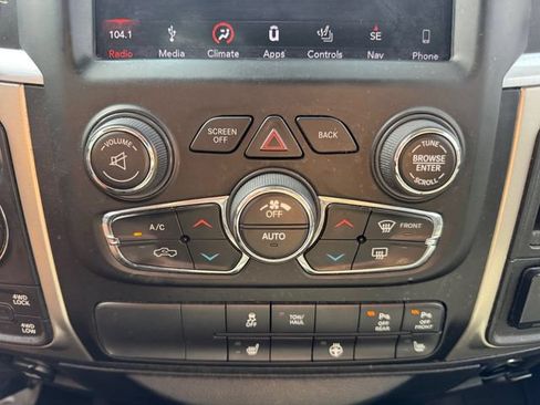 Used 2018 RAM 1500 Big Horn AWD/4WD image 16