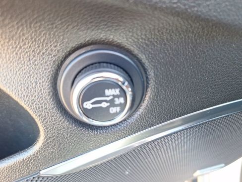 Certified 2024 Buick Enclave Premium image 42