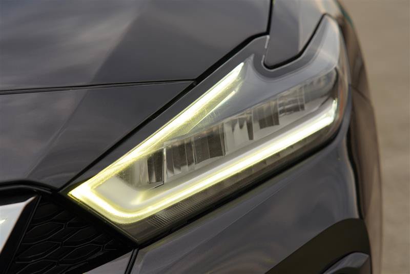 Used 2021 Nissan Maxima 3.5 SV w/ Floor Mat Group FWD image 28